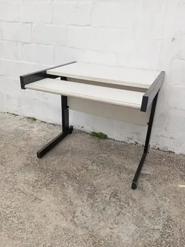 Mesa pequena 4455