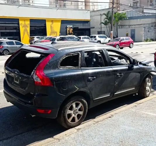 Sucata volvo xc60 3.0 6cc t6 4x4 2010 para retirada de peças 