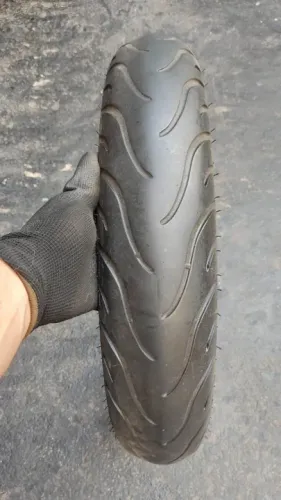 Pneu usado Michelin Pilot Street 110/70-17