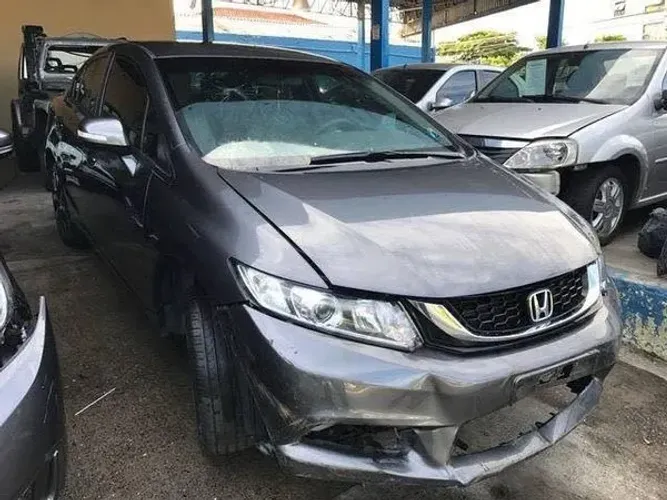 Honda Civic 2015 (sucata)