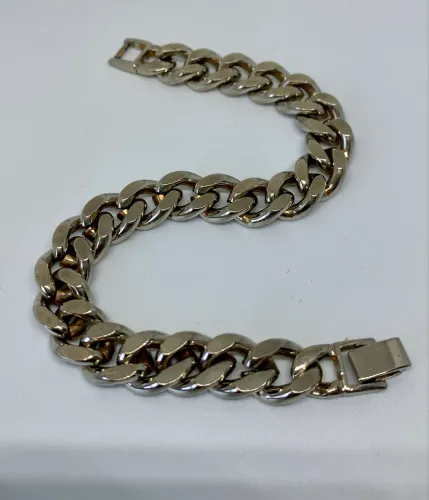 pulseira grossa