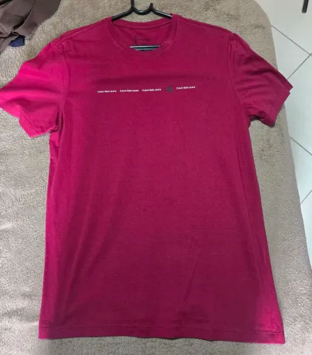 Camiseta calvin klein P