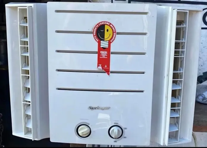 Ar Condicionado Springer 10.000 Btu 220v Modelo pequeno Aceito cartão 12x Com garantia