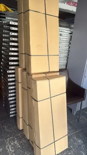 PRATELEIRAS DE AÇO 0,60X0,92X200 NOVAS LINHA PESADA C/5 BANDEJAS