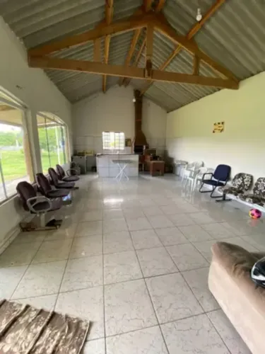 Chácara Residencial à Venda! Paratei do Meio, Jacareí 4 dormitórios, sendo 2 suítes; 1 wc;