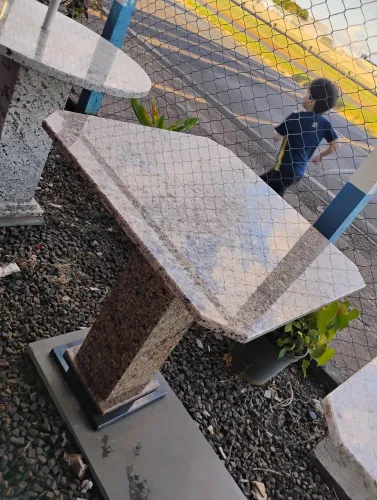 Mesa de granito para até 4 cadeiras!