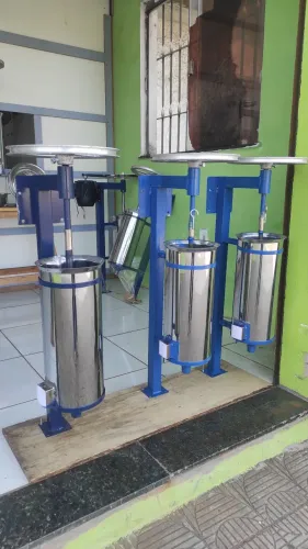Máquina para bater açaí