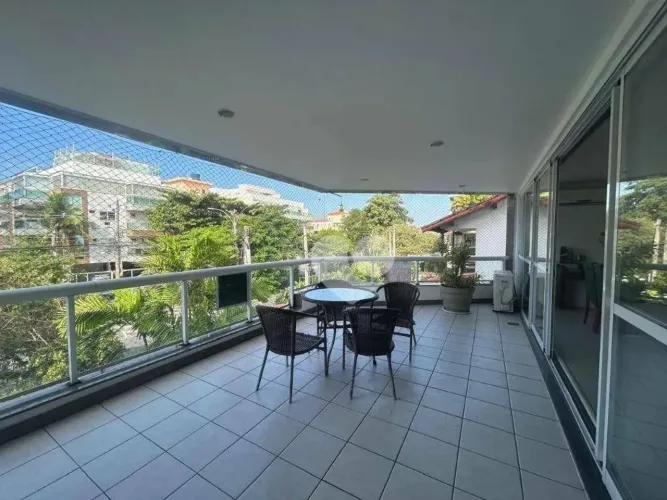 Apartamento Frente e Varandão com 4 quartos à venda, 160 m² por R$ 1.000.000 - Recreio dos