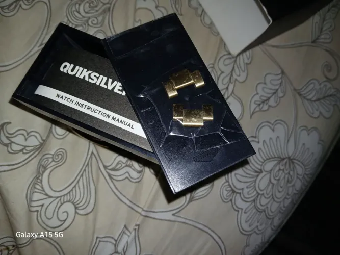 Relógio Quiksilver Novo com Acessórios