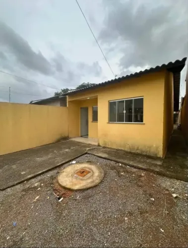 Casa recém reformada no Itapõa (parcelada)  