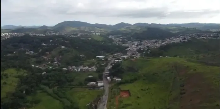 Vendo Excelente área para loteamento na região do bairro Grama