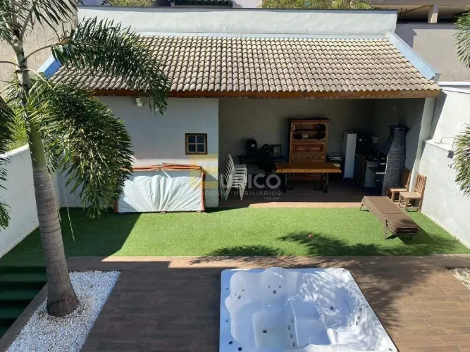 Casa em condomínio à venda no Condomínio Madre Maria Vilac em Valinhos/SP