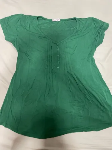 Lote com Blusas para gestante tamanho M/G tudo por R$75,00