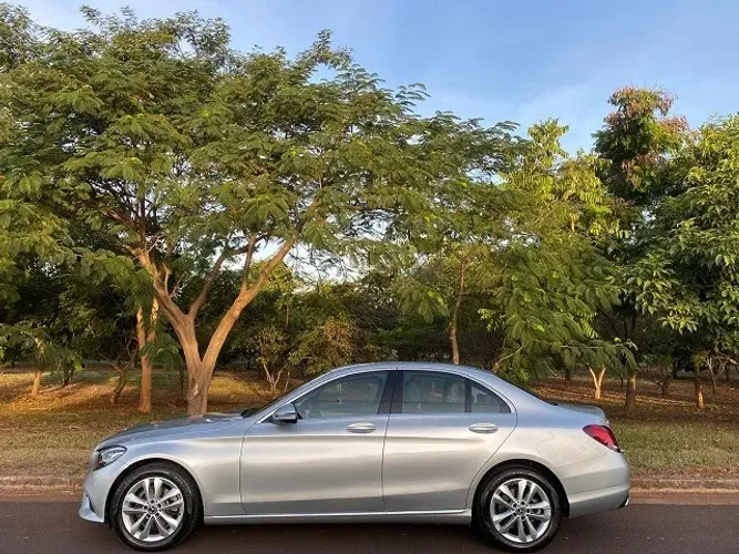 C180 2019 Impecável todas as revisões realizadas em concessionária