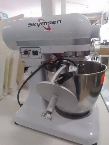 Batedeira Industrial Skymsen 5 litros Nova