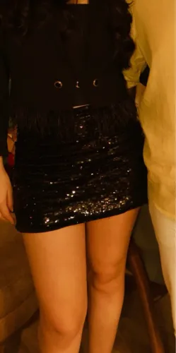 Mini saia preta com brilho