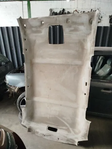 Forro de Teto  polo sedan em perfeito estado