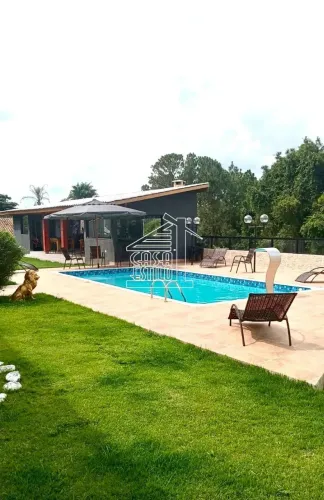 Chácara à Venda de 1.555 m² em Atibaia
