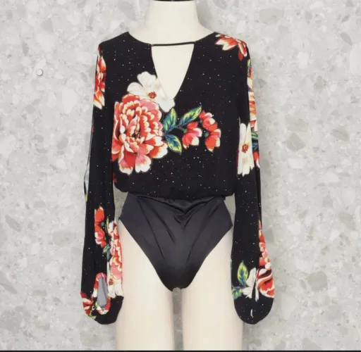 Body floral com manga longa FARM 