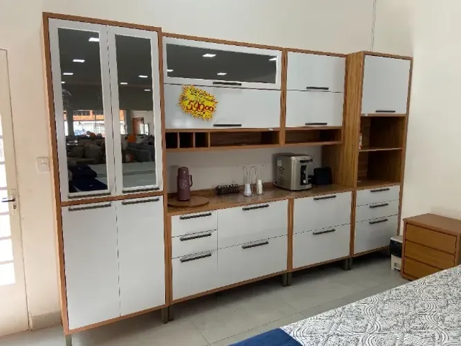 Cozinha Planejada 100% MDF c/ Vidro Reflecta - Estilo e Praticidade
