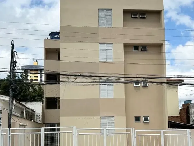 Apartamento no Ed. Arlindo Porto em Caruaru/PE à Venda (AP1351-DV)