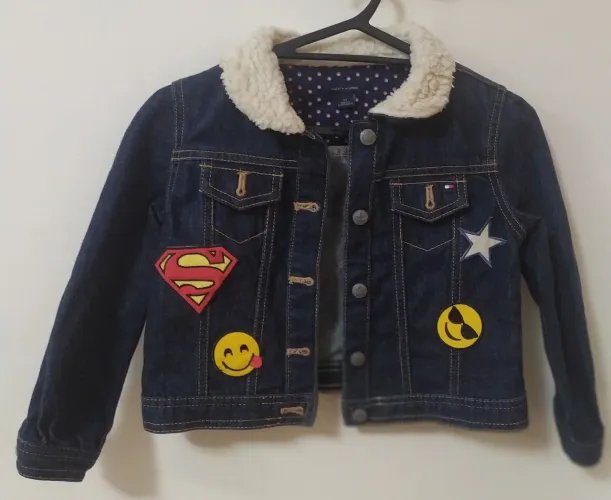Jaqueta Jeans Infantil com Apliques - Tommy Hilfiger