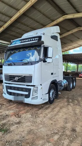 Volvo FH 460 6x2 ano 2013