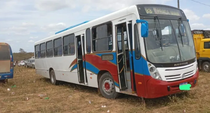 Ônibus Volkswagen 2005 60.000 mil