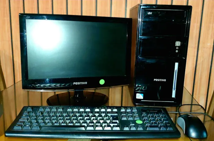 PC Simples para trabalho de escritório