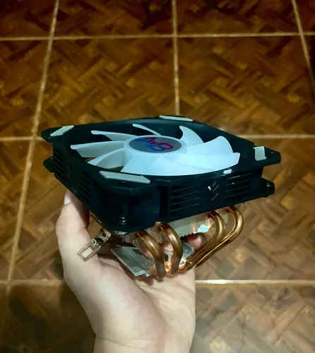 Cooler low profile wovibo 4 hitpipes