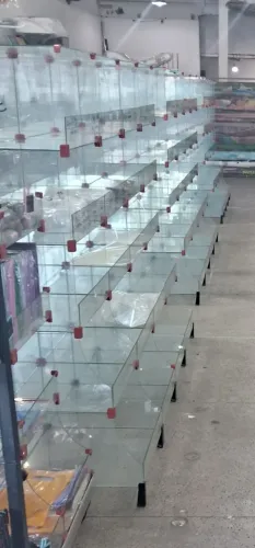 Prateleiras de vidro dupla