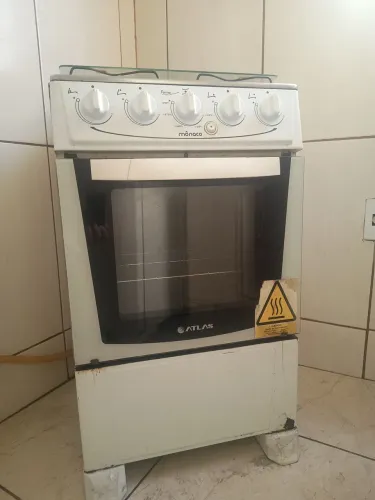 Fogão 4 bocas com forno 