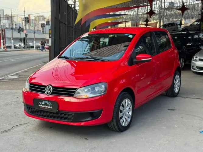 Volkswagen Fox 1.6 MI Total Flex 8V 5P 2013