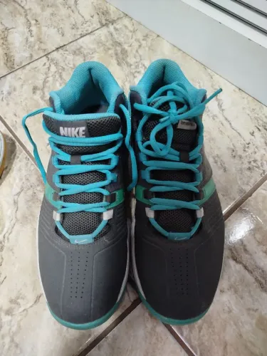 Tênis da Nike , original .
