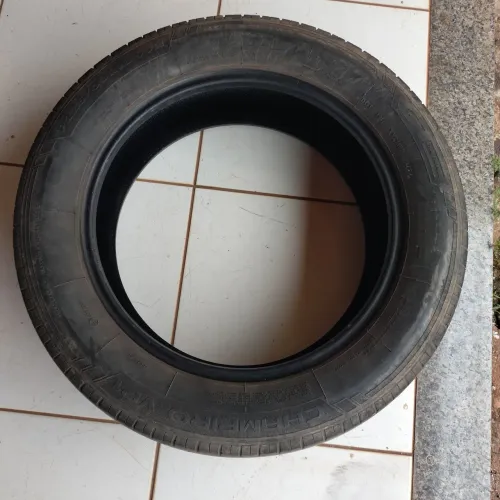 VENDO PNEU GT RADIAL MEDIDAS 225/60/18 - USADO