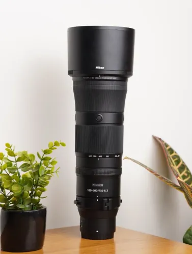 10x sem juros - Nikon Z 180-600mm F 5.6-6.3 VR Full Frame (seminova)
