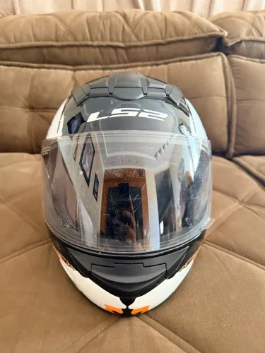 Capacete LS2