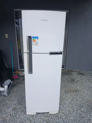 ? VENDOO ÓTIMA GELADEIRA BRASTEMP DUPLEX FROST FREE FUNCIONANDO PERFEITAMENTE