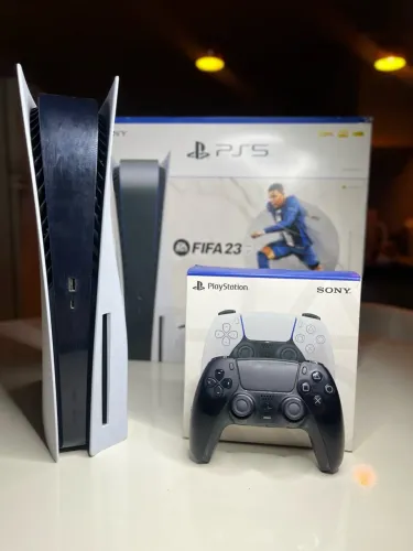 PS5 COM LEITOR