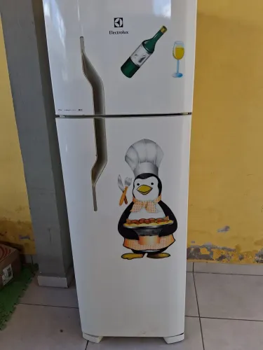 Geladeira Eletrolux Frost Free