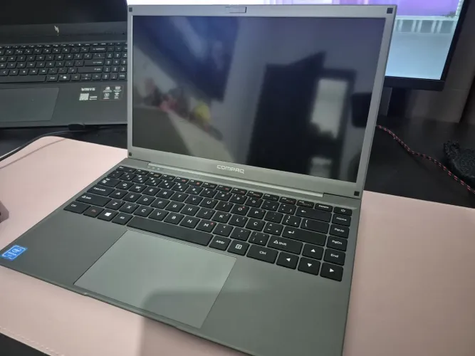 Notebook Compaq 420 - Linux Mint