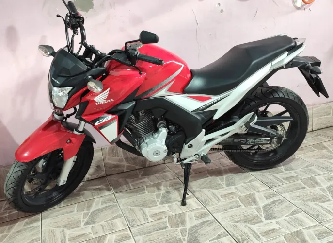 Moto Honda CB 250F Twister FlexOne 2017 - 31.698 km
