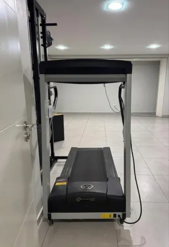 Esteira ergometria Movement LX150