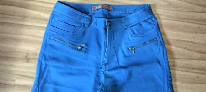 Calça azul feminina 38