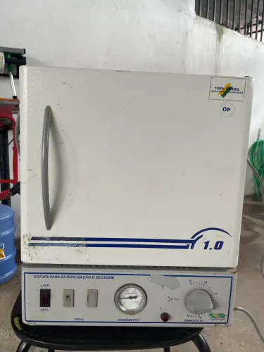 Estufa Odontobras EI 1.0 13L. R$500