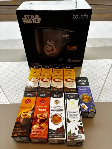 Máquina multibebidas 3 corações Star Wars nova + 90 Cápsulas