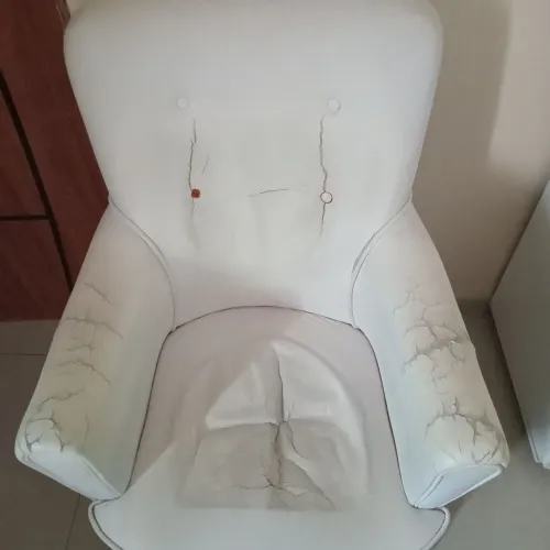 Vendo poltrona com avaria