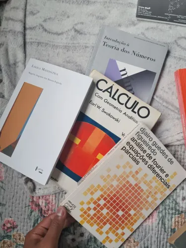 Livros de matemática Usados