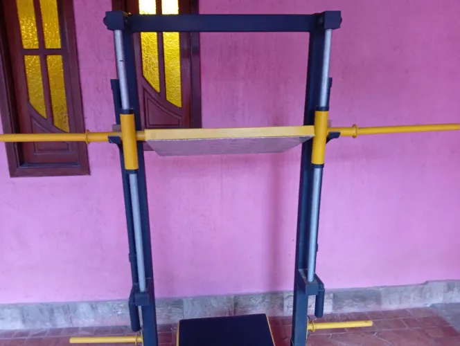 Leg press 90° Monte sua academia. Semi novo. Peso através de anilhas