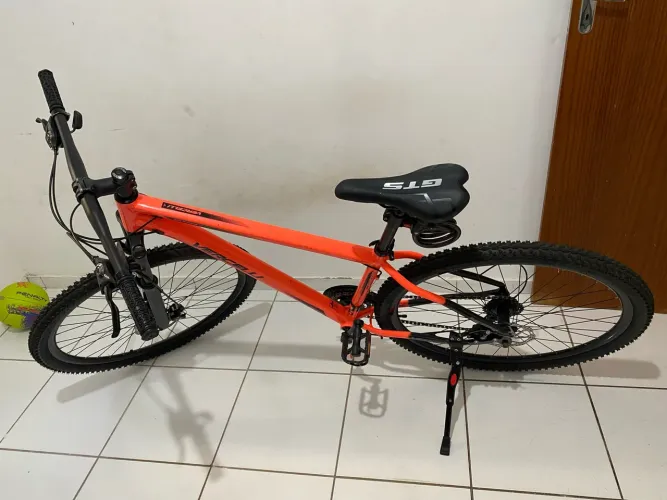 Bicicleta vercelli nova